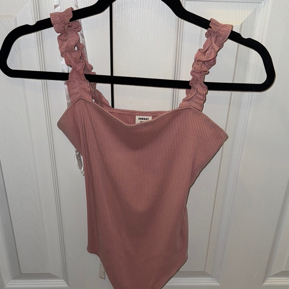 SUNDAY BEST/ARITZIA Pink Sleeveless Ruffled Bodysuit
